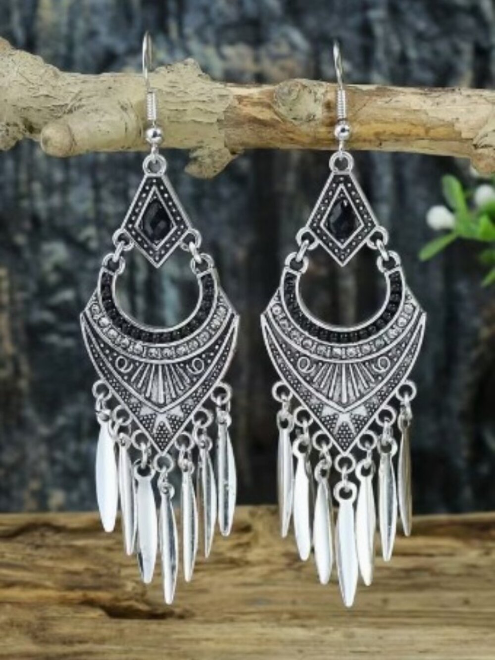 Vintage-Plated Silvertone Color Dangle Earrings White K Plating Fishhook - Picture 1 of 7